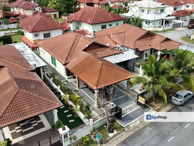 House for sale in Sendayan Village, Negeri Sembilan