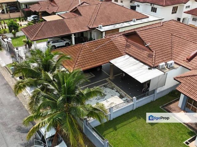 House for sale in Sendayan Village, Negeri Sembilan