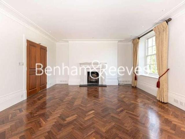 Apartment for rent in Kensington, Greater London