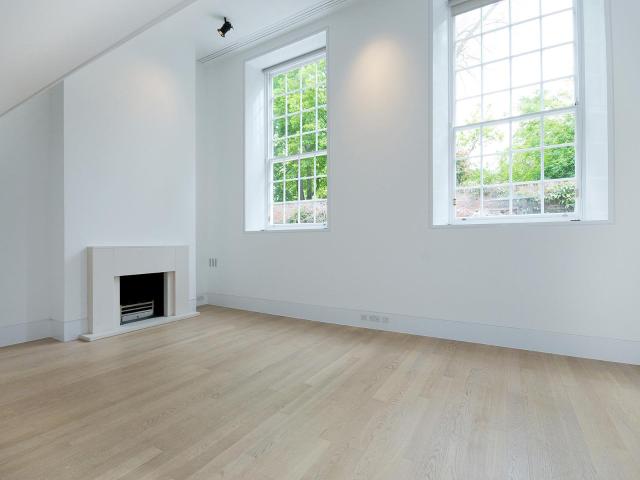 Apartment for rent in Kensington, Greater London