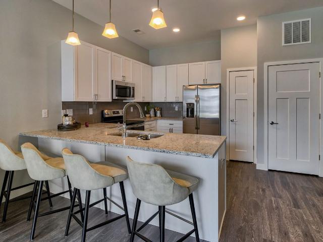 Apartment for rent in Academy on 4th, Newport