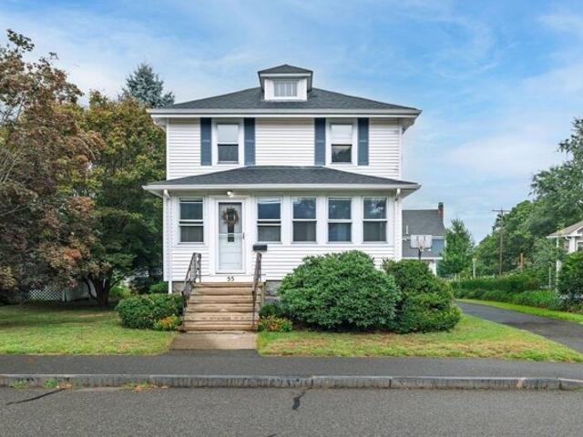 House for sale in Braintree, Massachusetts