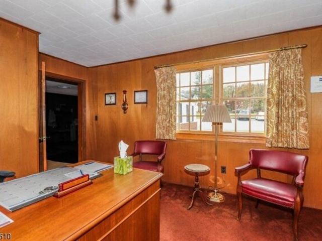 House for sale in Califon, New Jersey