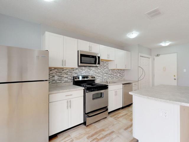 Apartment for rent in Mulhurst Bay, Ontario
