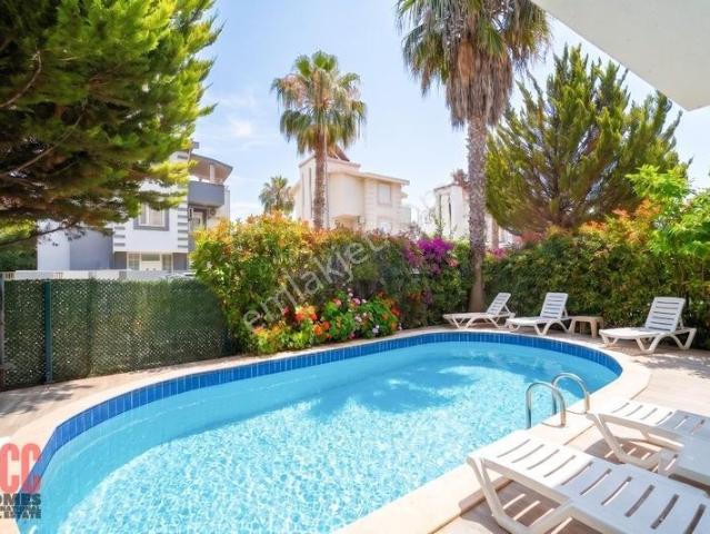 Kadriye Mahallesi, Serik içerisinde kiralık Villa