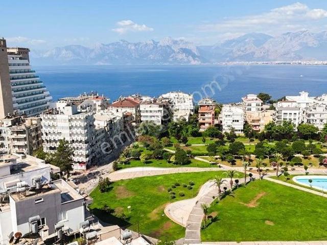 Antalya, Muratpaşa içerisinde kiralık mülk