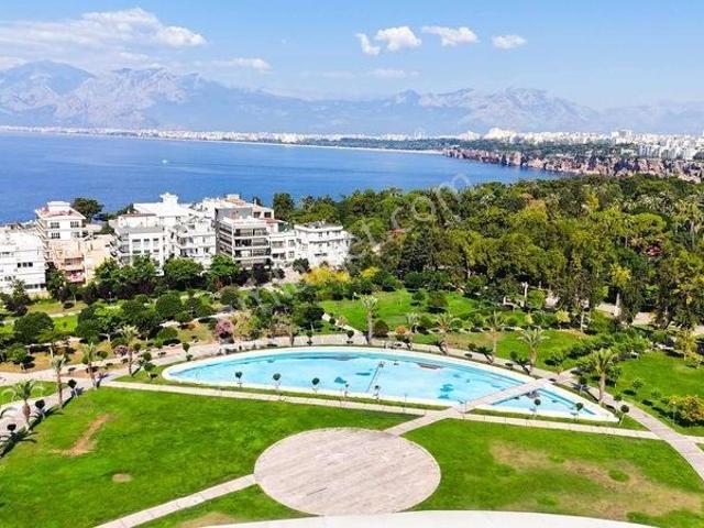 Antalya, Muratpaşa içerisinde satılık mülk
