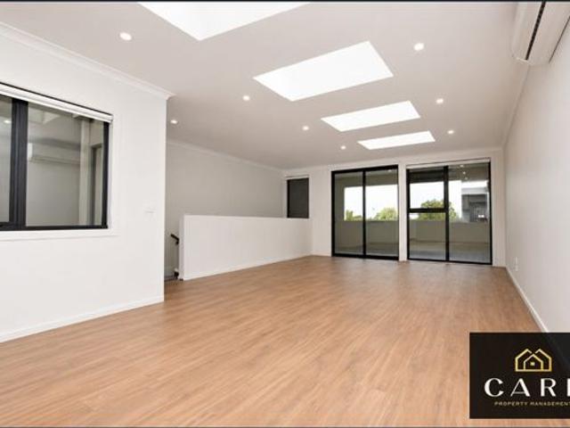 Townhouse for rent in Camerons Creek, Victoria