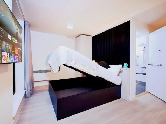 Studio for rent in Lorne, Leith