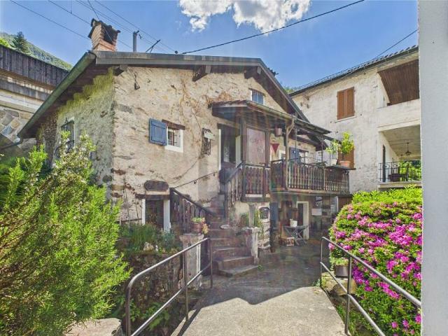 Immobilie kaufen in Gerra, Gambarogno, Tessin