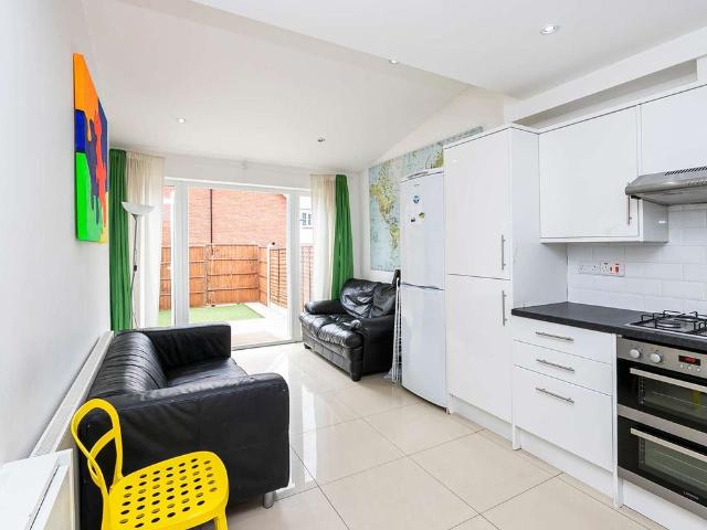 Room for rent in Debden Green, Epping