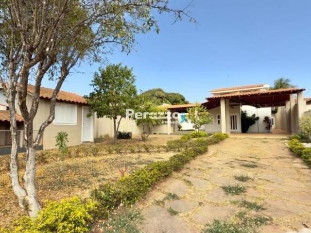 Casa venda em Região Geográfica Imediata do Distrito Federal, Região Integrada de Desenvolvimento do Distrito Federal e Entorno