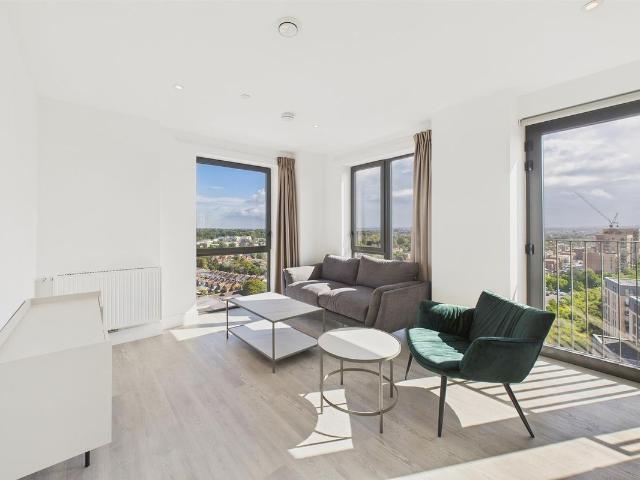 Apartment for rent in Holywell Estate, Watford