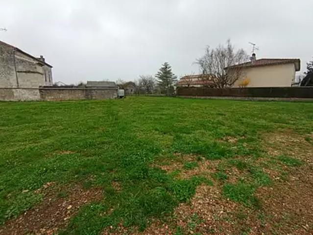 Maison vente à Angoulême, Aignes-et-puypéroux