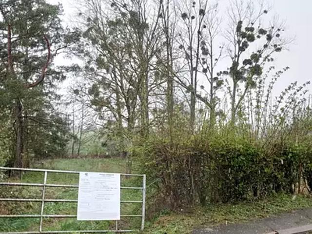 Maison vente à Le Charme, Manou