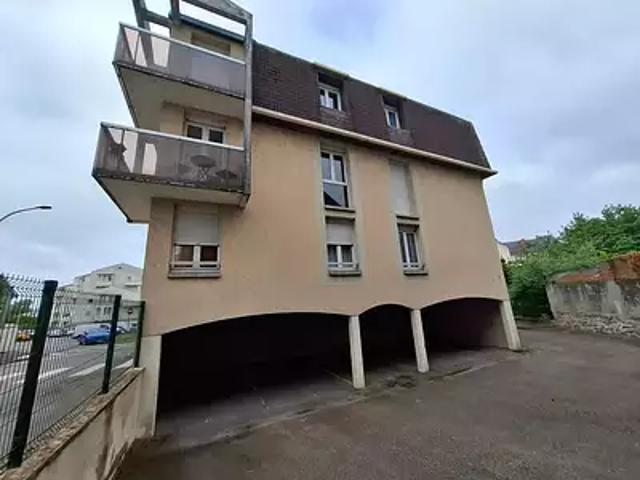 Garage vente à Le Château, Limoges