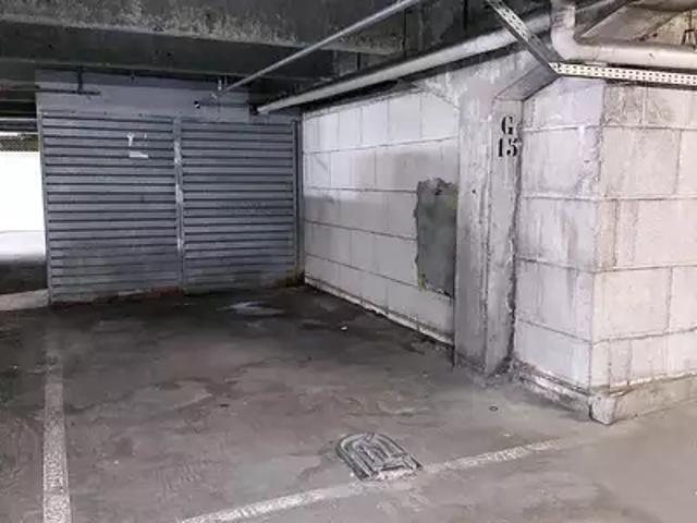 Garage vente à Nanterre, Courbevoie