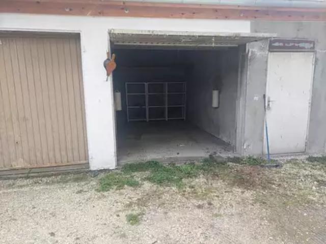 Garage vente à Grenoble, Fontaine