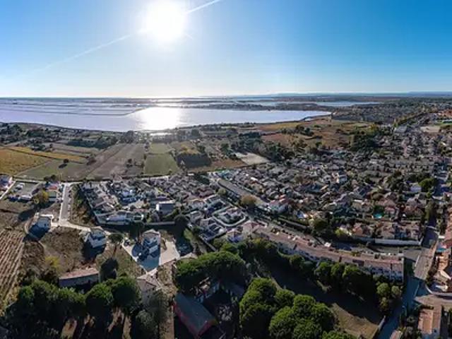 Terrain vente à Nîmes, Aigues-mortes