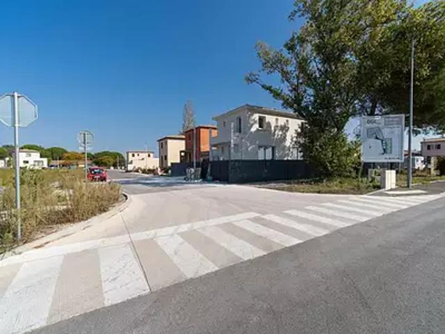 Terrain vente à Nîmes, Aigues-mortes