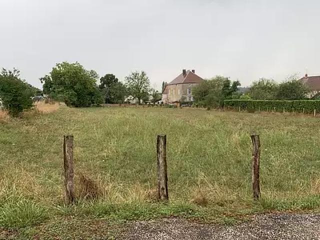 Terrain vente à Vesoul, Beaujeu-saint-vallier-pierrejux-et-quitteur