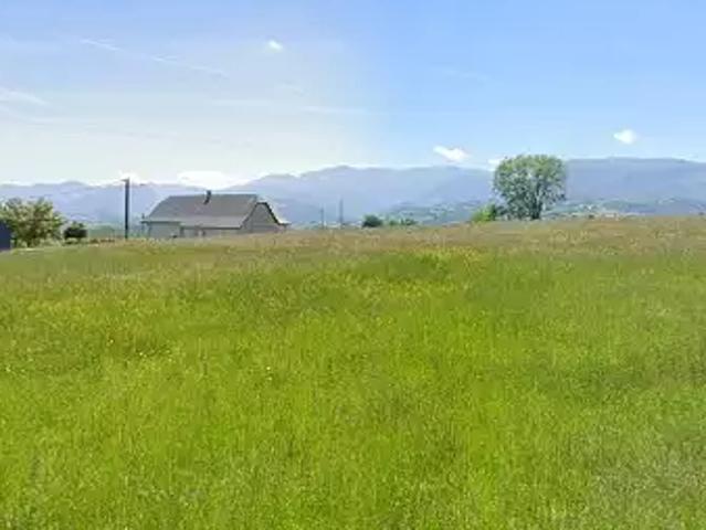 Terrain vente à Bagnères-de-Bigorre, Cieutat