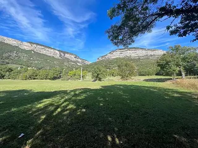 Terrain vente à Forcalquier, Entrepierres
