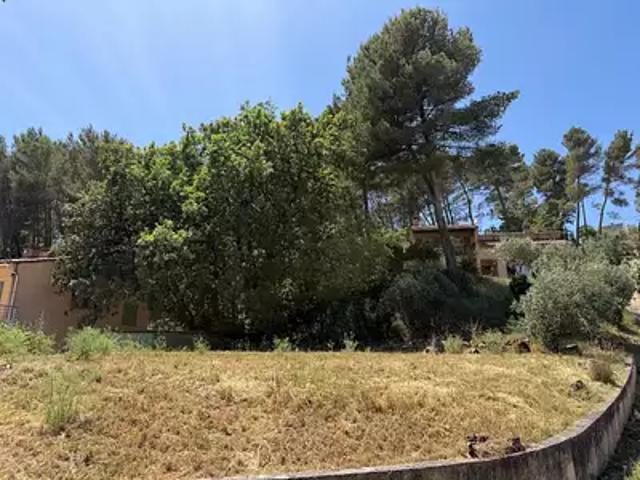 Terrain vente à Aix-en-Provence, Gardanne