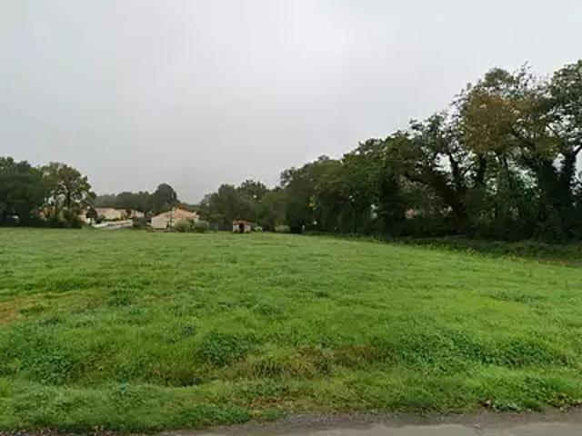 Terrain vente à La Chaize-le-vicomte