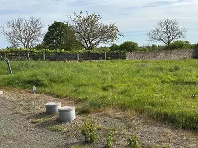 Terrain vente à Château-Gontier, Pays de la Loire