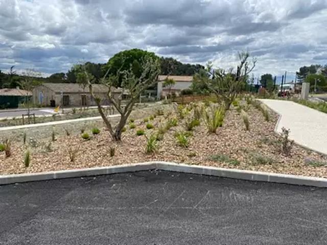 Terrain vente à Nîmes, Langlade