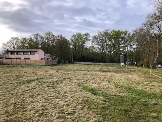 Terrain vente à Bordeaux, Léognan