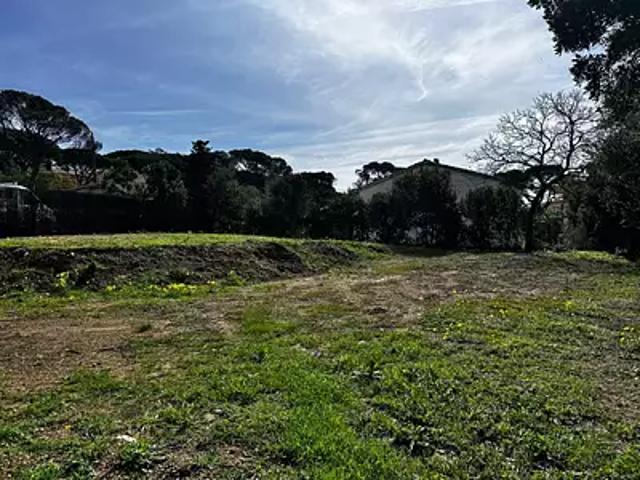 Terrain vente à Arrondissement de Draguignan, Roquebrune-sur-argens