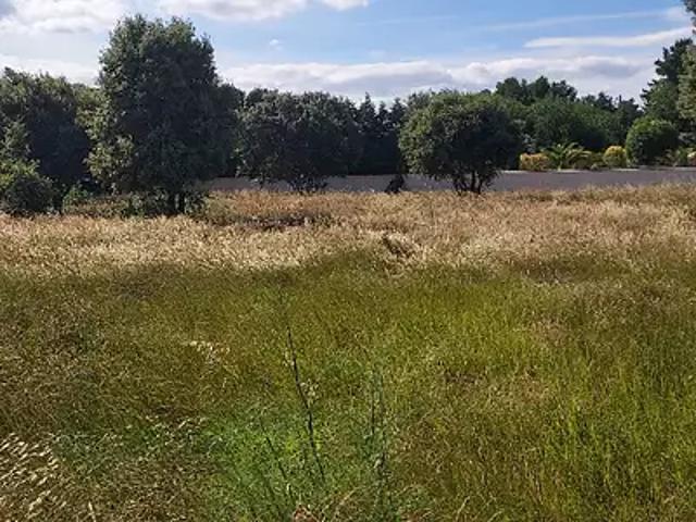 Terrain vente à Apt, Maubec
