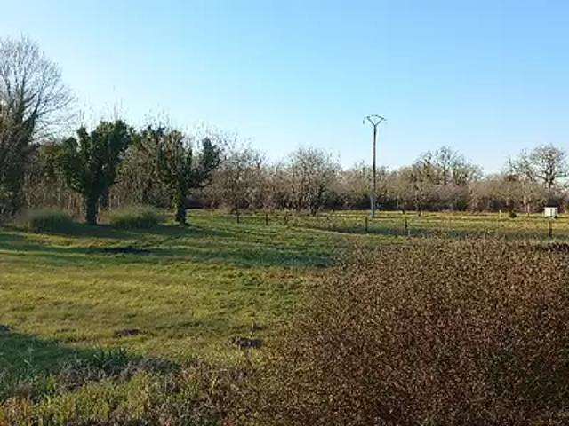Terrain vente à Périgueux, Ménesplet