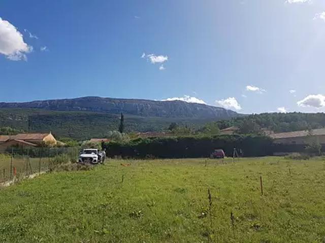 Terrain vente à Brignoles, Nans-les-pins