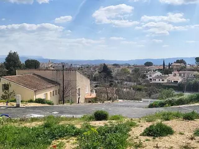 Terrain vente à Apt, Pertuis