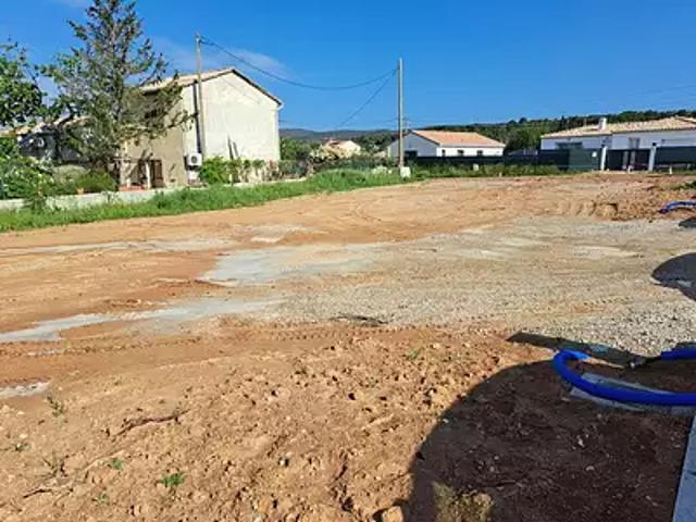 Terrain vente à Pourrières, Var
