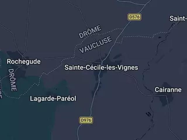 Terrain vente à Sainte-Cécile-les-Vignes, Vaucluse