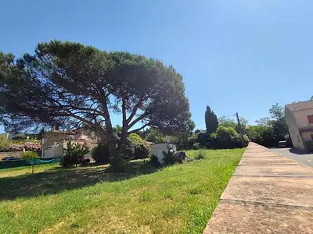 Terrain vente à Arrondissement de Draguignan, Sainte-maxime
