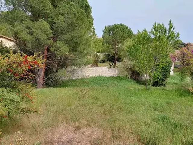 Terrain vente à Aix-en-Provence, Salon-de-provence