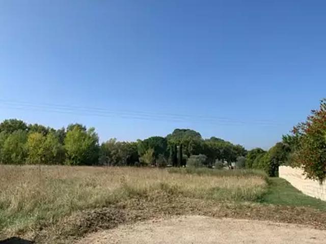 Terrain vente à Nîmes, Serviers-et-labaume