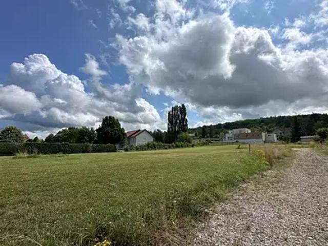 Terrain vente à Vesoul, Vaivre-et-montoille