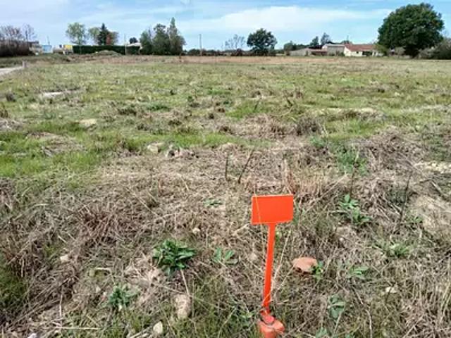 Terrain vente à La Roche-sur-Yon, Vendrennes
