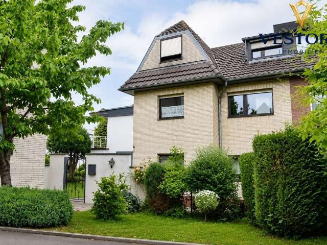 Wohnung kaufen in Hürth, Rhein-Erft-Kreis