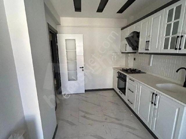 Akhisar, Manisa içerisinde satılık mülk