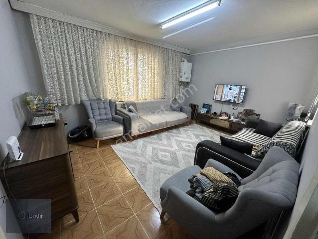 Cumhuriyet, Edremit içerisinde satılık mülk