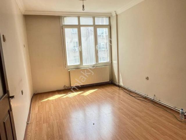 Buca, İzmir içerisinde satılık mülk