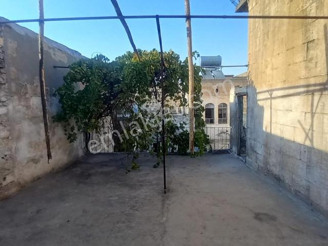 Şanliurfa içerisinde satılık Villa