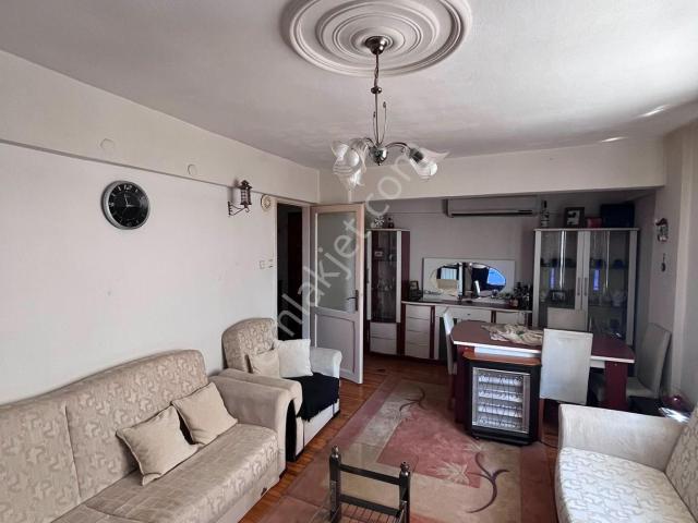 Konak, İzmir içerisinde satılık mülk